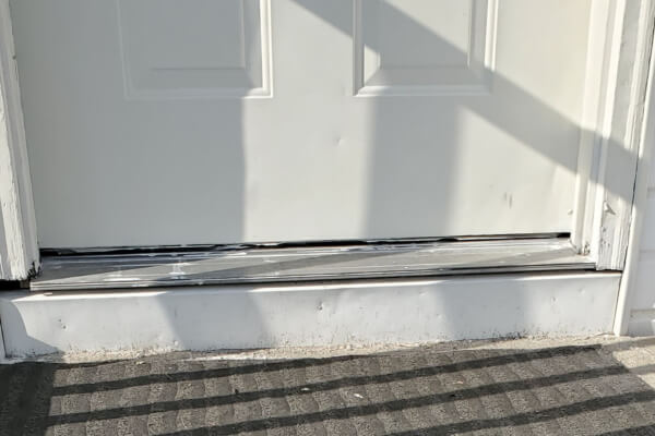 Gap under door sweep